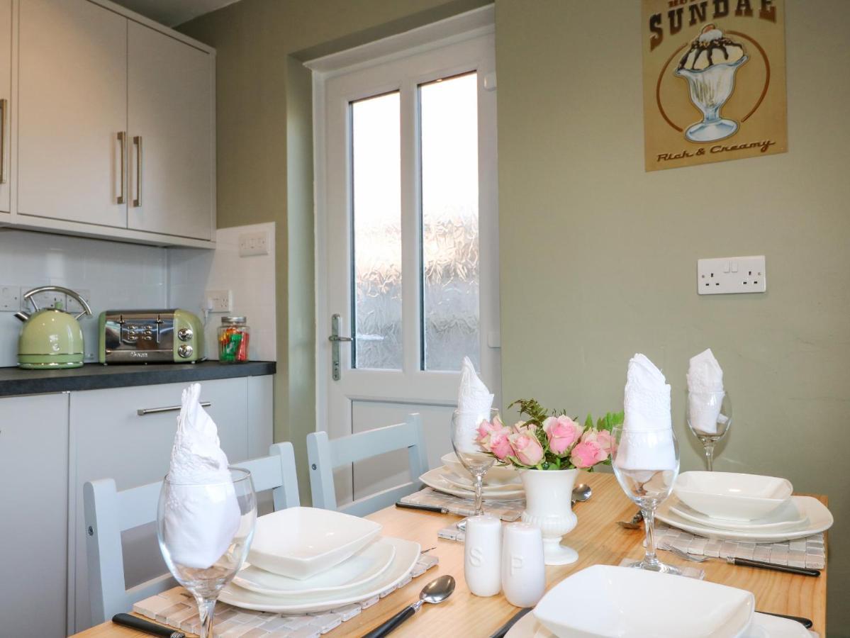 George'S Place Froghall Ngoại thất bức ảnh